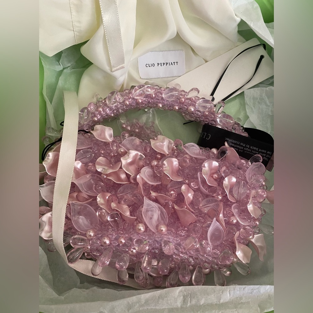 NWT Clio Peppiatt Petal Bag Wisteria Women's Pink Petal Beaded Bag - Picture 10 of 13